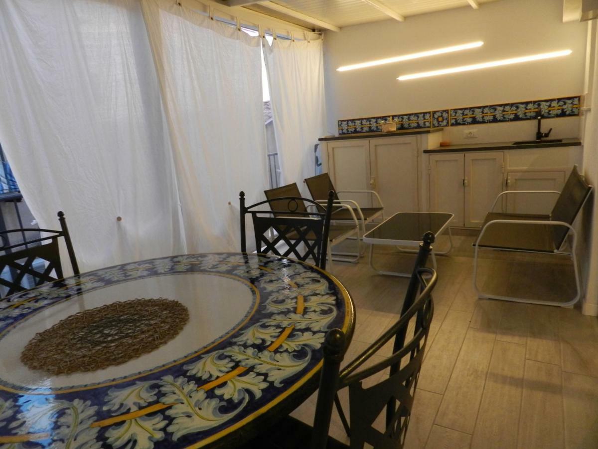 Lo Duca Apartments เชฟาลู ภายนอก รูปภาพ